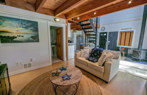 Southwest Harbor House | Acadia Park Suites Condo