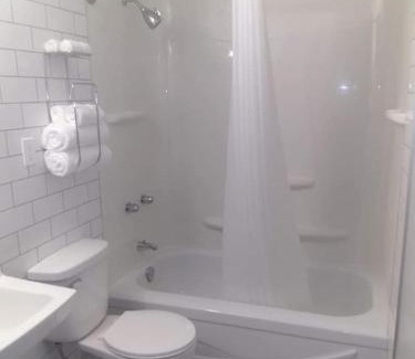 Stephenville Hotel | Acadian Hotel