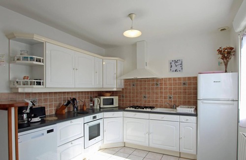 Les Moitiers-d'Allonne Cottage | Accessible house with enclosed garden, near beach, pets allowed