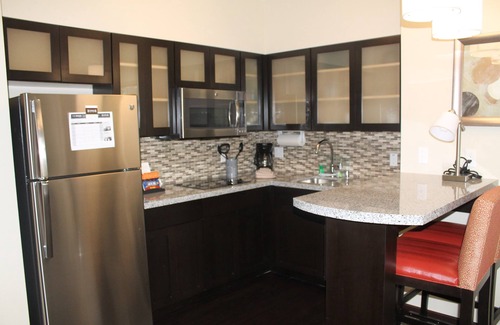 Bressi Ranch Condo | Accessible King Suite Near the Airport | Free Breakfast, Gym + Pool Access