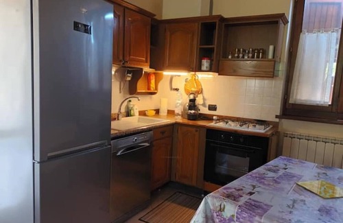 Mondavio Apartment | Accogliente appartamento in casale immerso nelle verdi colline marchigiane