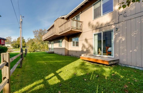 Sand Lake House | Accommodating Anchorage Abode Less Than 1 Mi to Jewel Lake