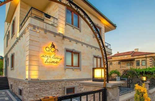 Ortahisar Apartment | Acer Living Home 103