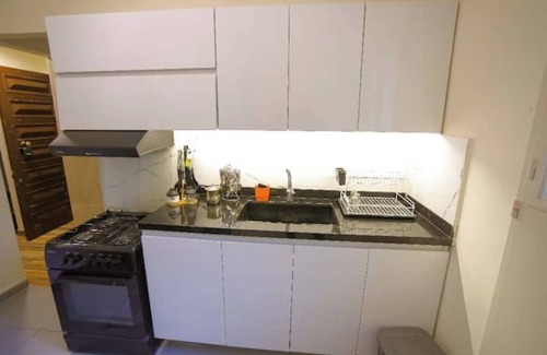 Beirut Apartment | Achrafieh 3BR Apt/5 min to Museum/BBQ+Garden+Hotub