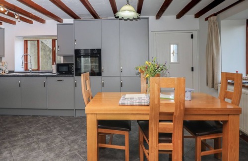 Teigngrace Cottage | Acorn Cottage