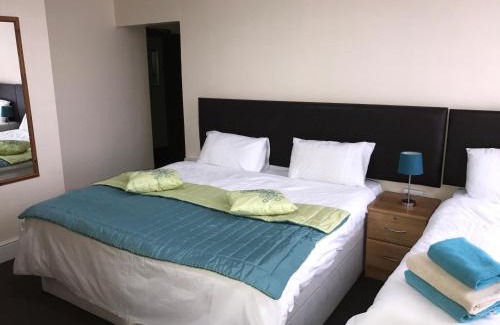 Gosport House | Acorn Lodge Guest House - Free parking