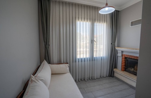 Ayvalik House | Adaline Cunda Otel
