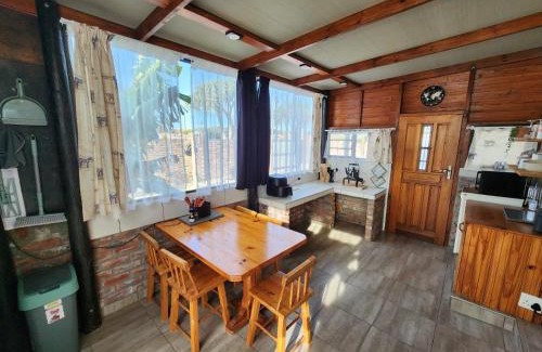 Colchester Apartment | Addo Bush & Bay Cottage