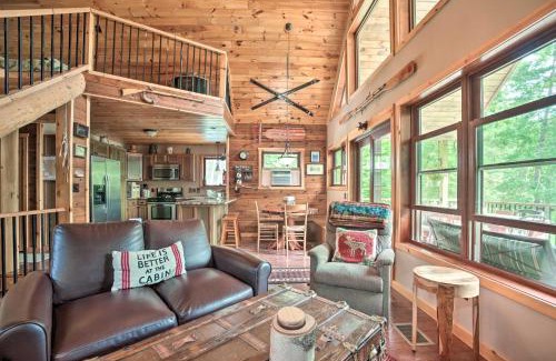 Glenfield House | Adirondack Cabin on Peaceful Lake Near Glenfield!