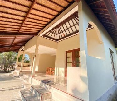 Abang House | Adisti House