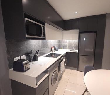 Sandown Apartment | ADM Luxury Apartment in Sandton