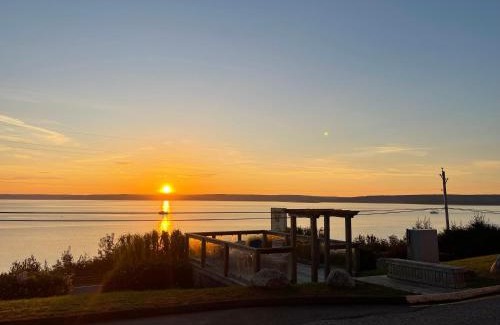 Digby Hotel | Admiral Digby Inn Restaurant and Cottages