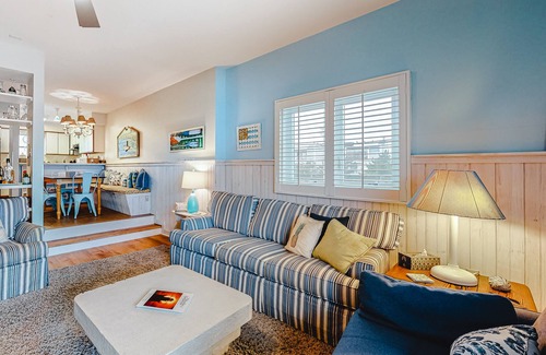 Fenwick Island House | Admirals Bridge Townhouse Steps From Beach w/Shared Pool, Private W/D, Free WiFi
