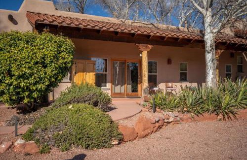 Oak Creek Apartment | Adobe Hacienda - Estate estate