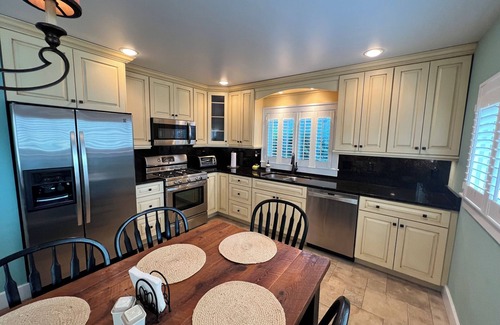 Oscoda House | Adorable Beach Retreat Home Next to Lake Huron