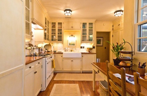 Oak Park Cottage | Adorable French Tudor Cottage Home. Walk to State Street! Blocks from Theater!