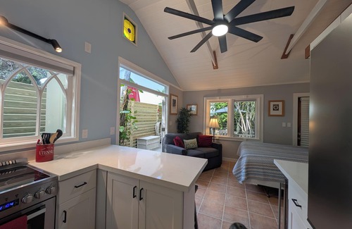 Key West Historic District Apartment | Adorable gated loft studio two blocks from Duval in Old Town - Location Location