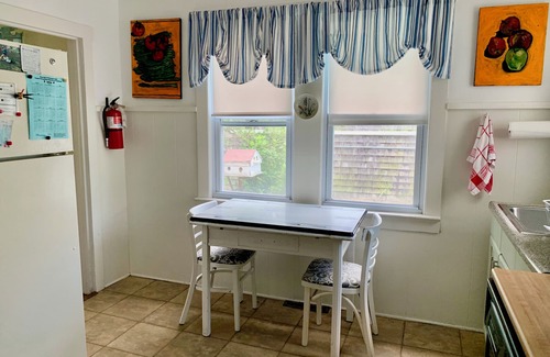 Barnegat Light House | Adorable Vintage Beach House for Family & Friends Ideal Location