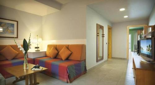 Costa Adeje Hotel | Adrián Hoteles Roca Nivaria