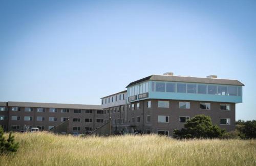 Long Beach Hotel | Adrift Hotel
