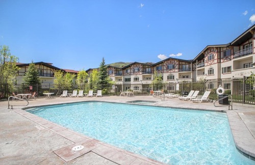 Zermatt Villa | Adventure Hub-Backcountry Ski-Snowmobile-Scuba Diving Villa 3048 villa