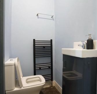 Moseley Apartment | Aesthetic Moseley Studio - 5