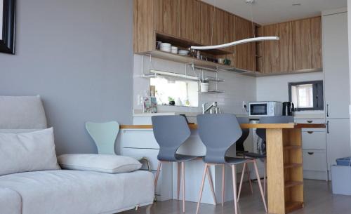 Aewol Apartment | Aewol Bada 24