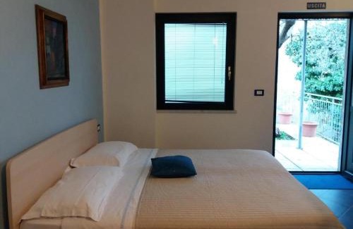 Vezzano Ligure House | Affittacamere arabafenice