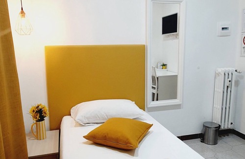 Cinecitta House | Affittacamere Dianir