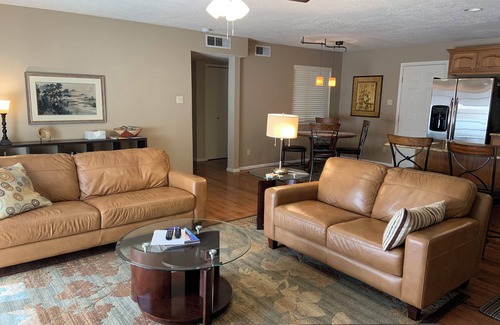 Heritage Hills House | Affordable Elegance- Mountain View for Six People