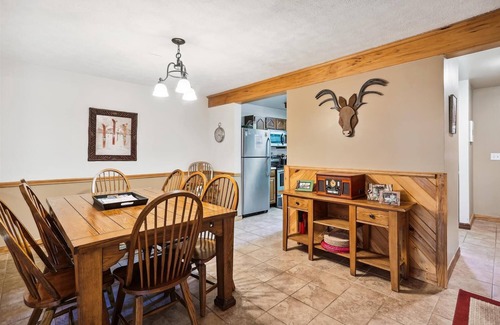 Timberline House | Affordable lodging in the center of Canaan Valley, The Cross Eyed Cricket!