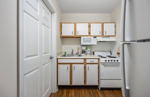 Conover Hotel | Affordable Suites Hickory/Conover