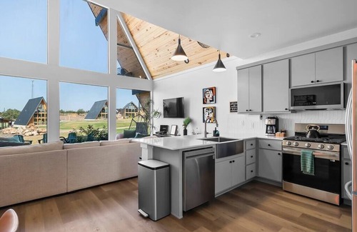 New Braunfels House | AFrame- Fire Pit, Grill & Fishing, Near Rivers & Whitewater Amphitheater