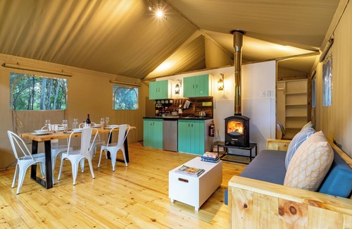 Stanford Cabin | AfriCamps at Stanford Hills Estate- Glamping