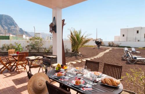 Agaete House | Agaete Beach Rental at Volcanic Natural Pools by VillaGranCanaria
