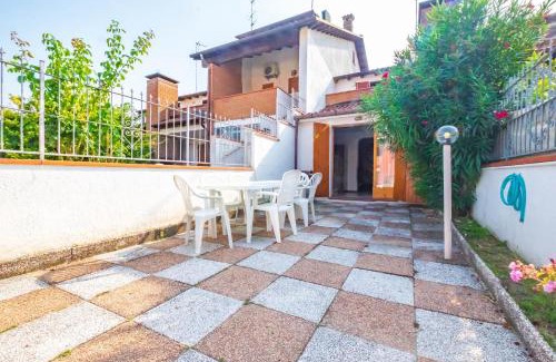 Lido delle Nazioni Apartment | Agenzia Vear - Villa Angela