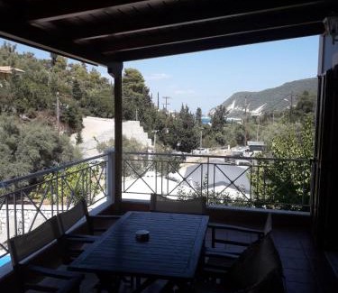 Agios Nikitas Apartment | AGIOS NIKITAS DOLPHINS