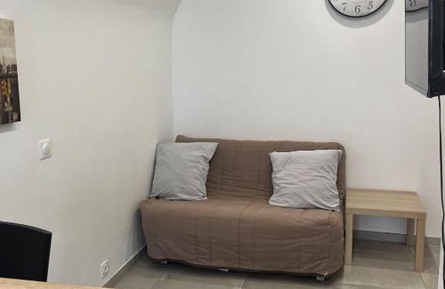 Saint-Jean-de-Vedas Apartment | Agréable studio à 5min du tram