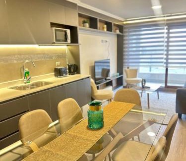 Los Angeles Apartment | Agradable y Amplio departamento