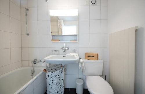 Davos Apartment | Agrimonia - möbilierte Ferienwohnung mit Balkon