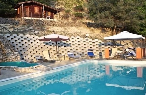 Valtopina House | Agriturismo La Collina dei Treni