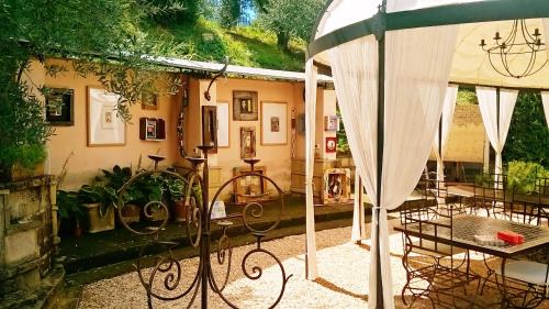 Montescudaio House | Agriturismo Podere Santa Rita