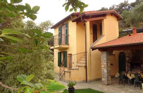 Vallebona House | Agriturismo Turlin