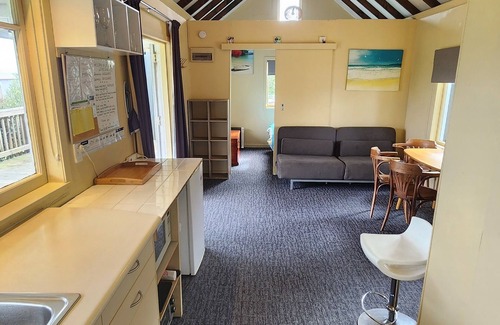 Ahipara House | Ahipara Love Shack and Surfers Paradise