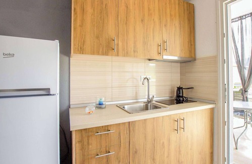 Asprovalta Apartment | Aigli Garden Retreat, Serene Escape Near the Beach