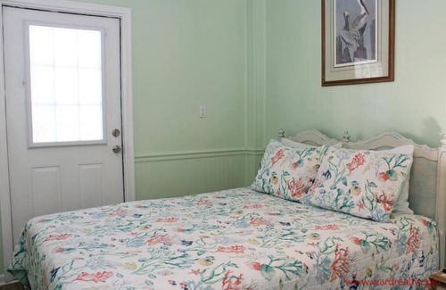 Ocean City Beach Condo | Aint Dat A Beach I - 1BR Lower Unit on the 2nd Row