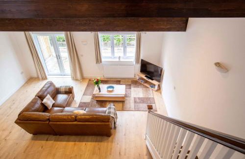 Ampney Crucis House | Aintree Cottage