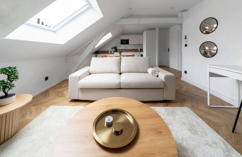 Cœur de Ville Apartment | Air-cond and designer apartment