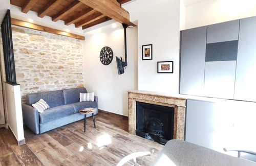 Griffon - Royale Apartment | Air-conditioned apartment in the city center, top floor