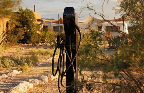 Study Butte-Terlingua House | Air Conditioned Escape — Quick Drive from Big Ben